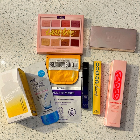 ✨ Luxury Beauty Bundle Tarte, Saturday Skin, Sol de Janeiro $65✨($220+ Value) - Picture 1 of 8